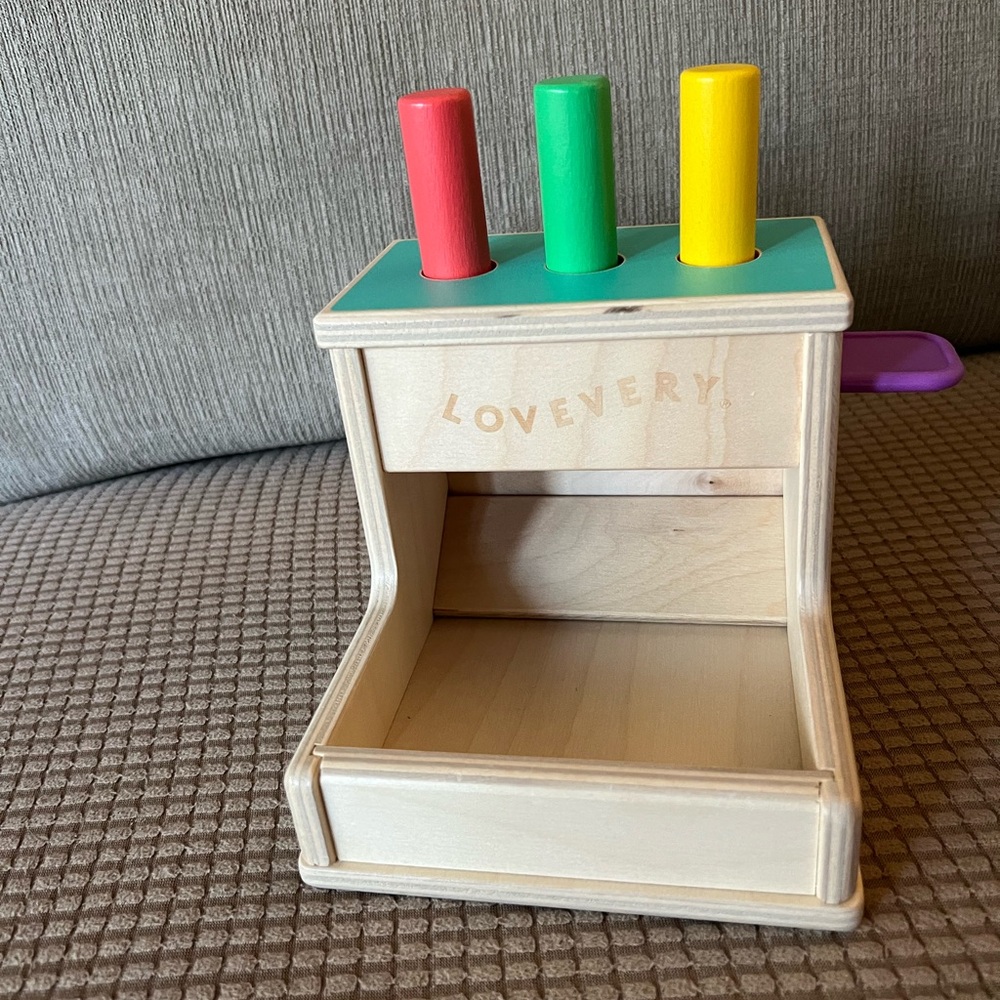 Lovevery Peg Toy